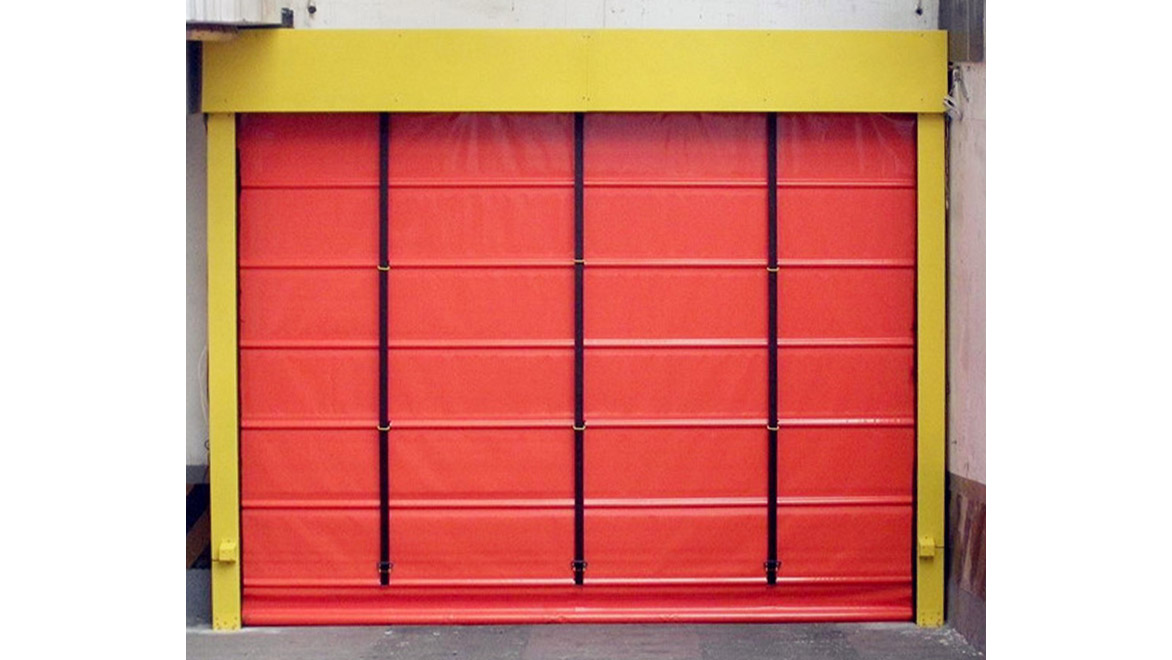 Fast stacking roll up door